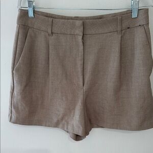 Express Women’s Pleated Shorts Size 10